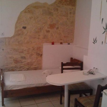 Studio 10 Minutes From The Center Of Heraklion. Appartement Buitenkant foto